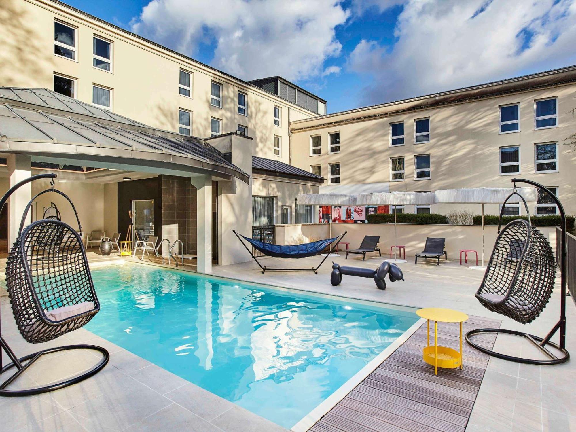 Hotel Mercure Chateau De フォンテーヌブロー エクステリア 写真